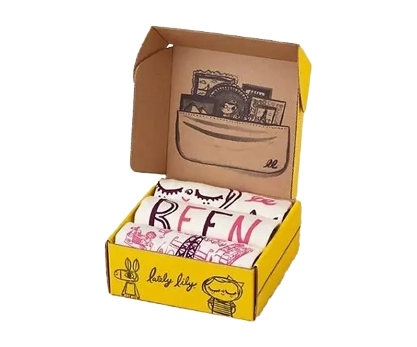 Custom Clothing Packaging