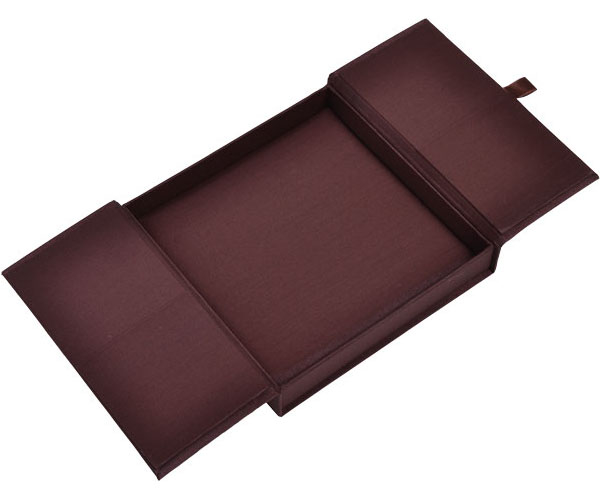 luxury-Invitation-Boxes