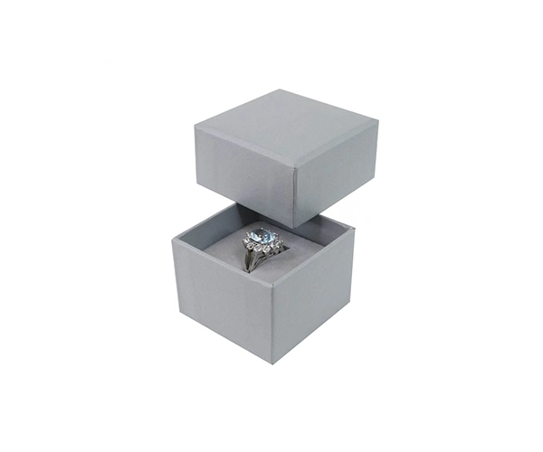Custom-Ring-Box